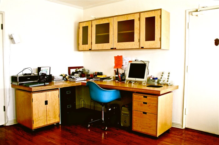 Office Desk with Cabinet Maple  (1)