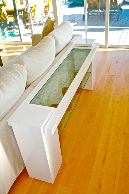 White Console gloss Italian Laminate with glass 5ft W x 20in D x 40in H (1)